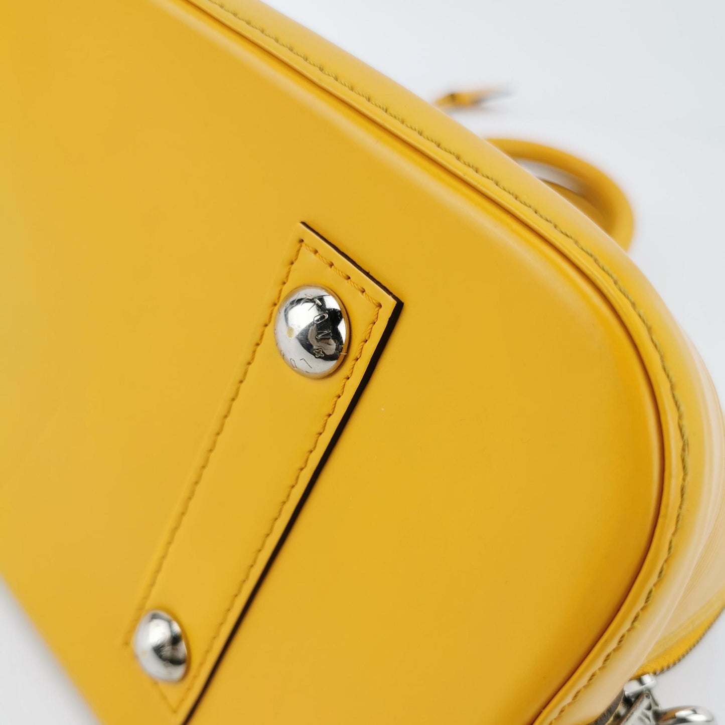LOUIS VUITTON - ALMA PM
