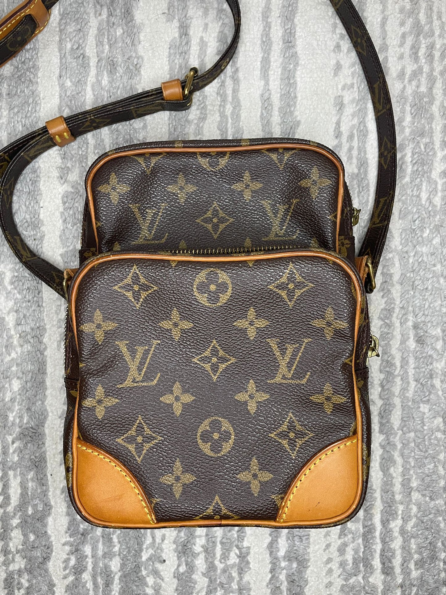 SACOCHE LOUIS VUITTON