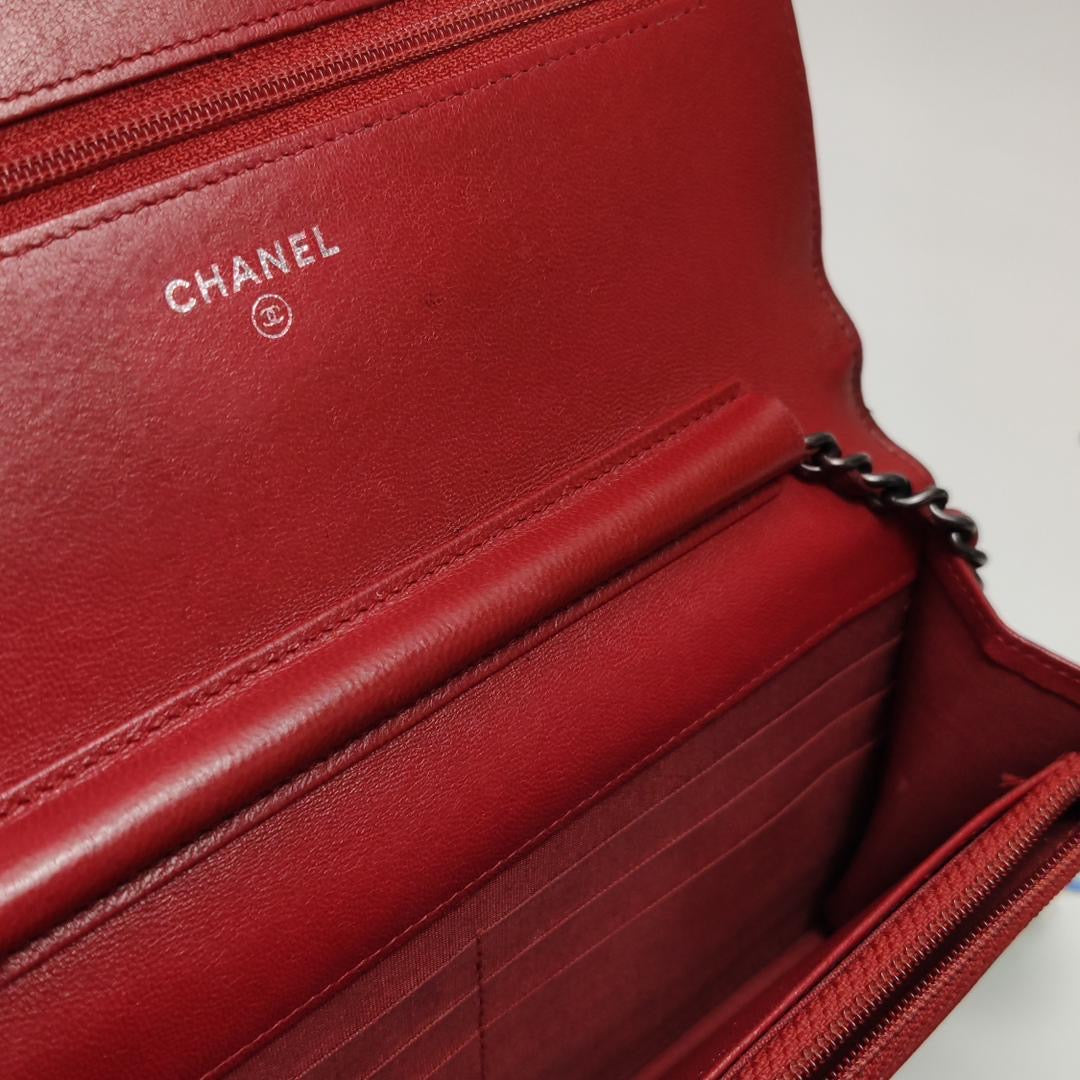CHANEL - WALLET ON CHAIN BOY