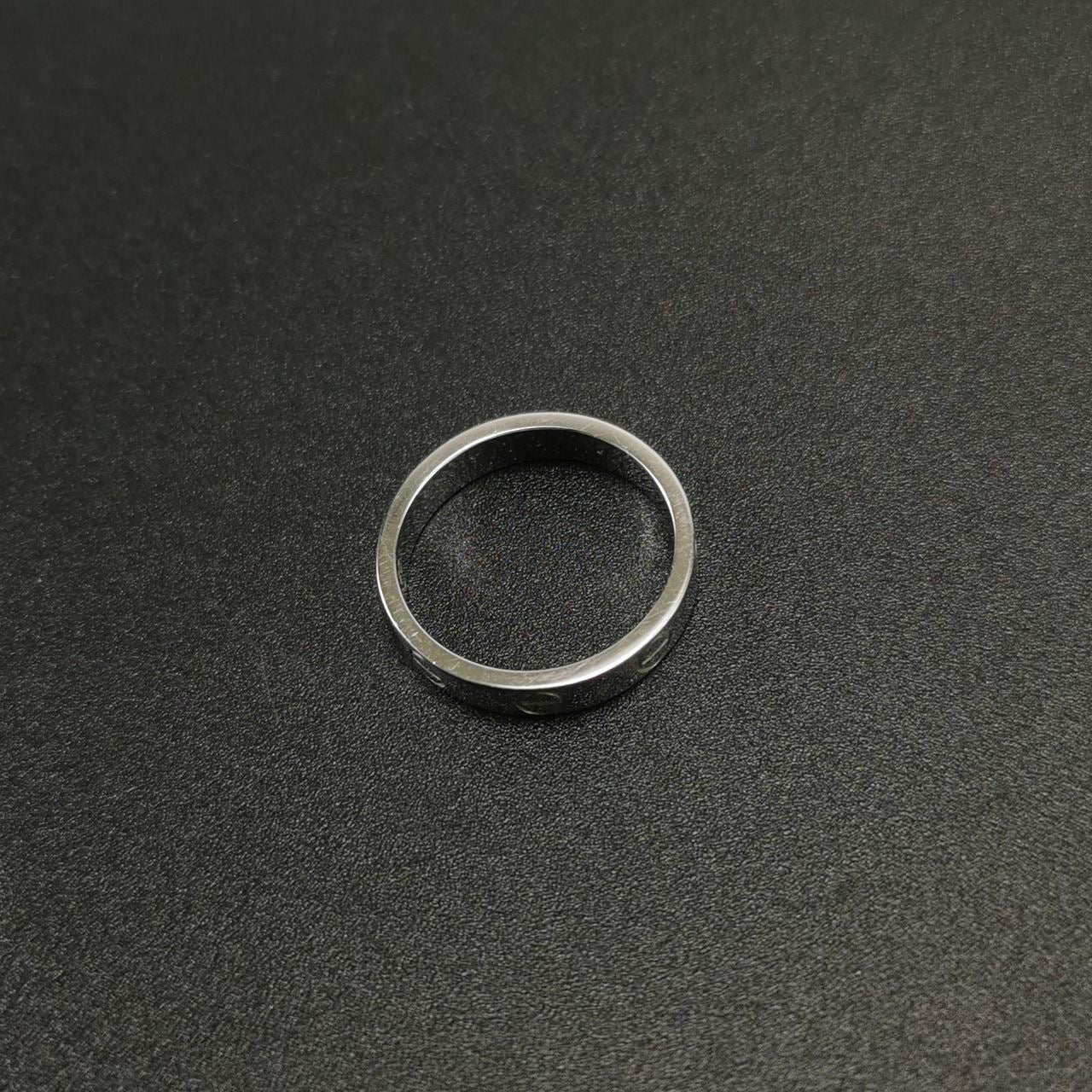 CARTIER - BAGUE LOVE