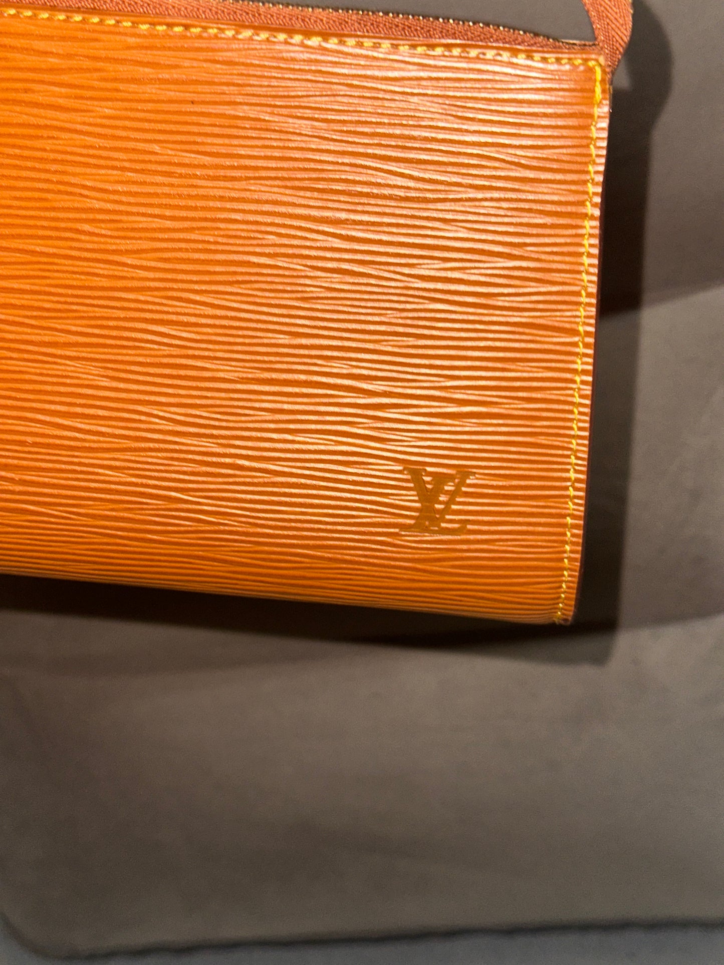 POCHETTE LOUIS VUITTON