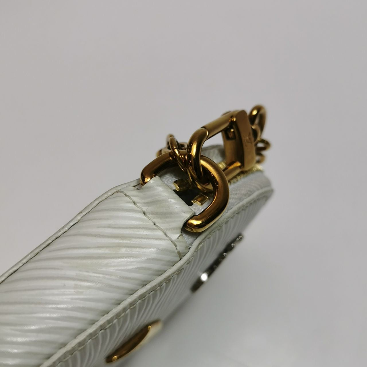 LOUIS VUITTON - PORTE CLE