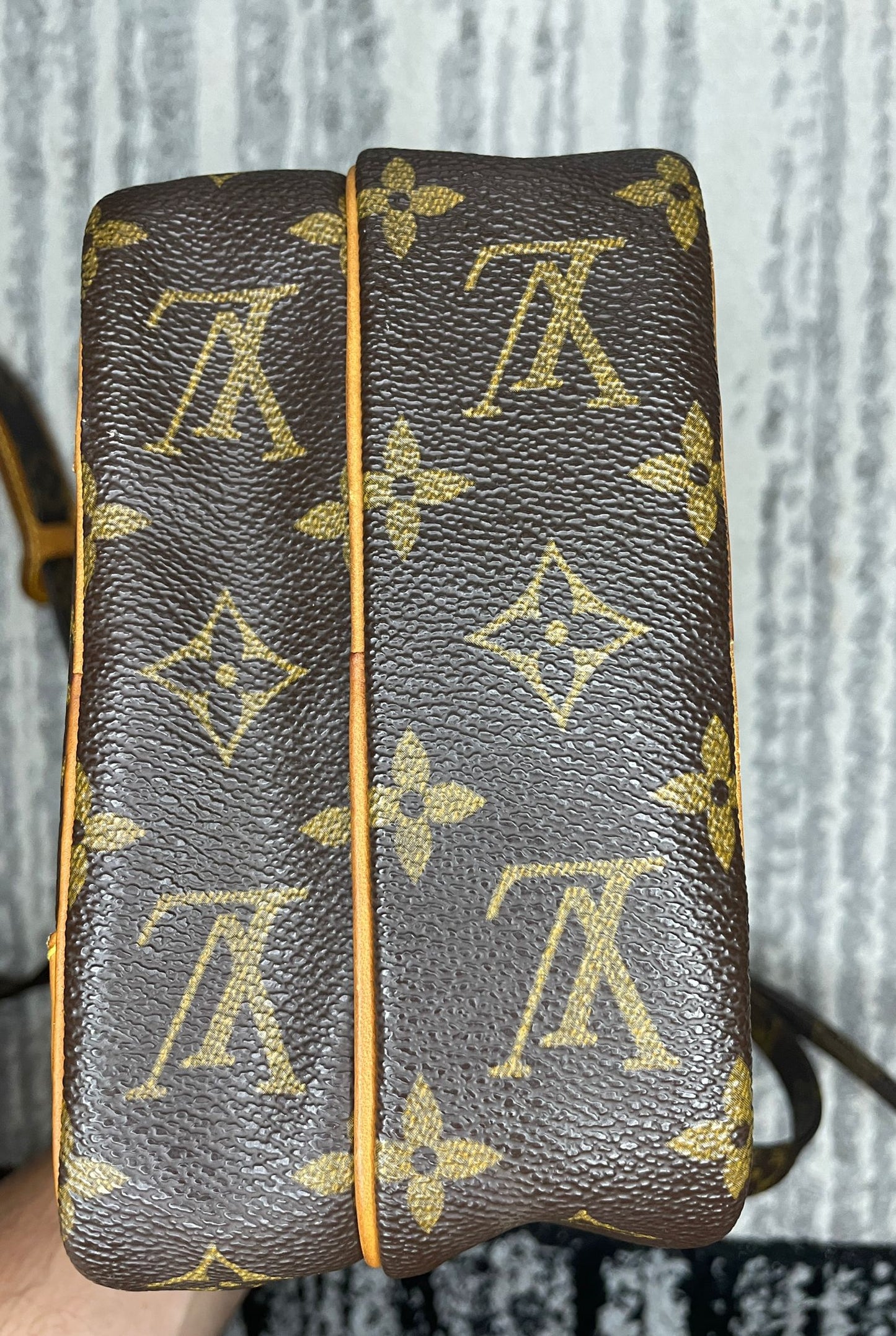 SACOCHE LOUIS VUITTON