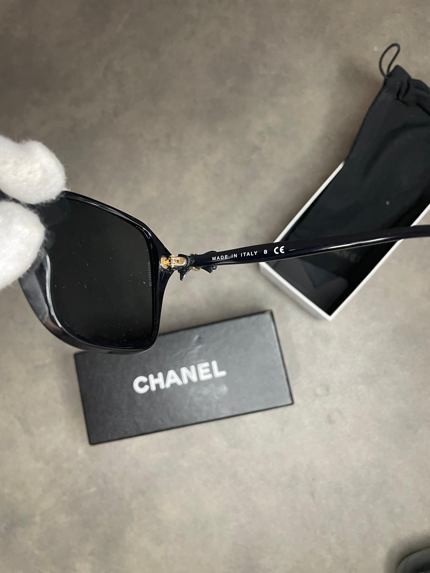 CHANEL LUNETTE DE SOLEIL