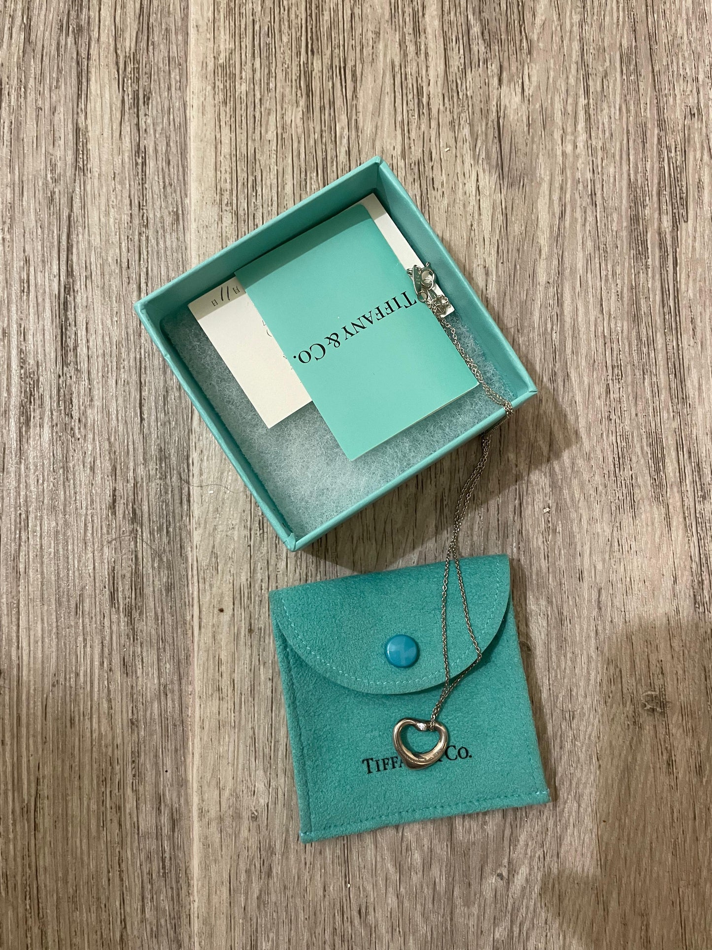 TIFFANY AND CO PENDENTIF OPEN HEART EN DIAMANT