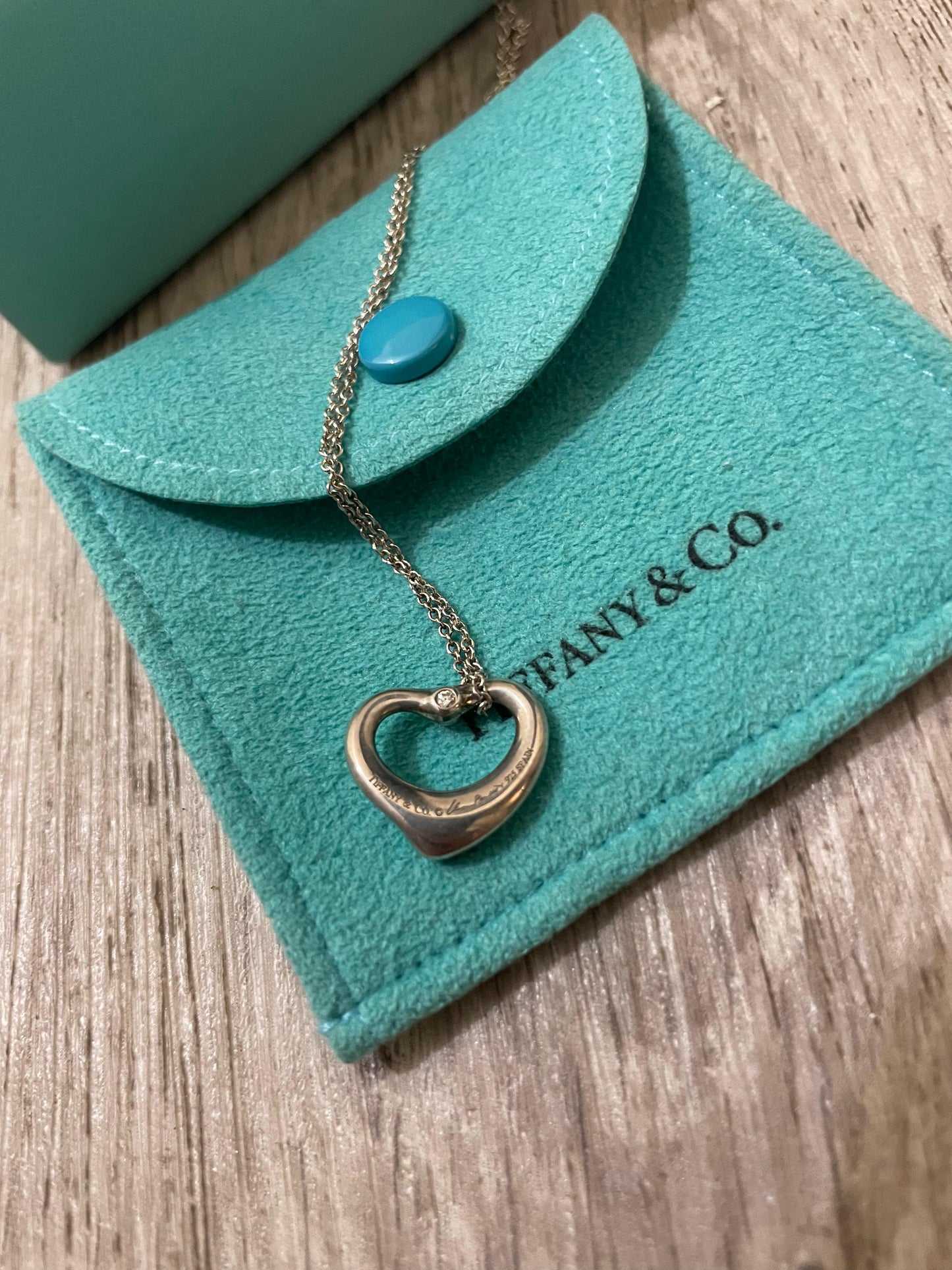 TIFFANY AND CO PENDENTIF OPEN HEART EN DIAMANT