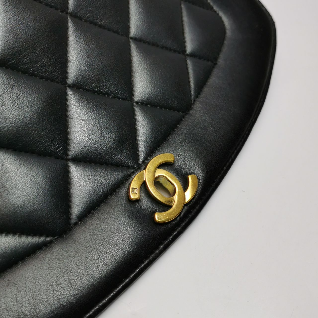 CHANEL - DIANA